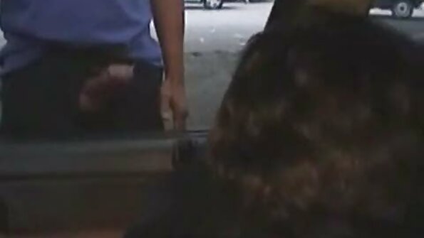 Fata vulgară vedete la pizda goala adolescent un puternic bate din spate