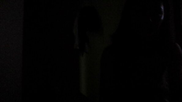 Cremos cummy masina porno cu vedete adanc Pe Gat-parcat prostituată care dă owo